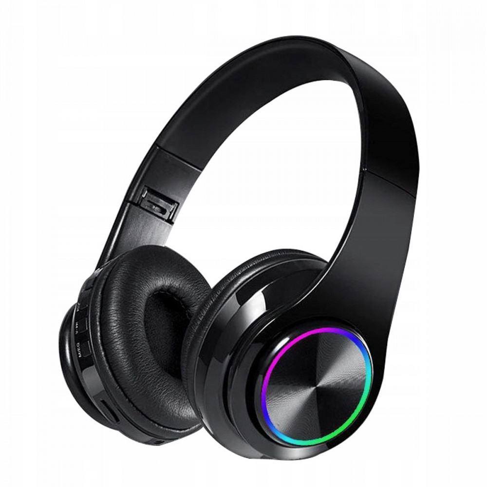 Stylish RGB headphones for your smartphone